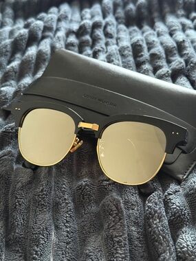 GENTLE MONSTER Second BOSS Black Frame Sunglasses with case